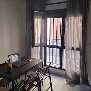 A Estrenar Centro, Trastamara 19 Sevilla